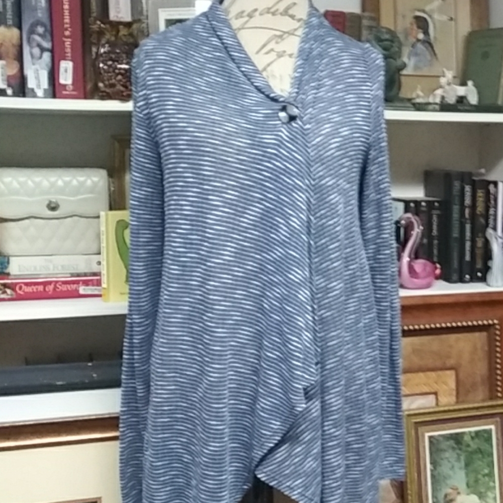 AGB One Button Closure Cardigan Size LG
